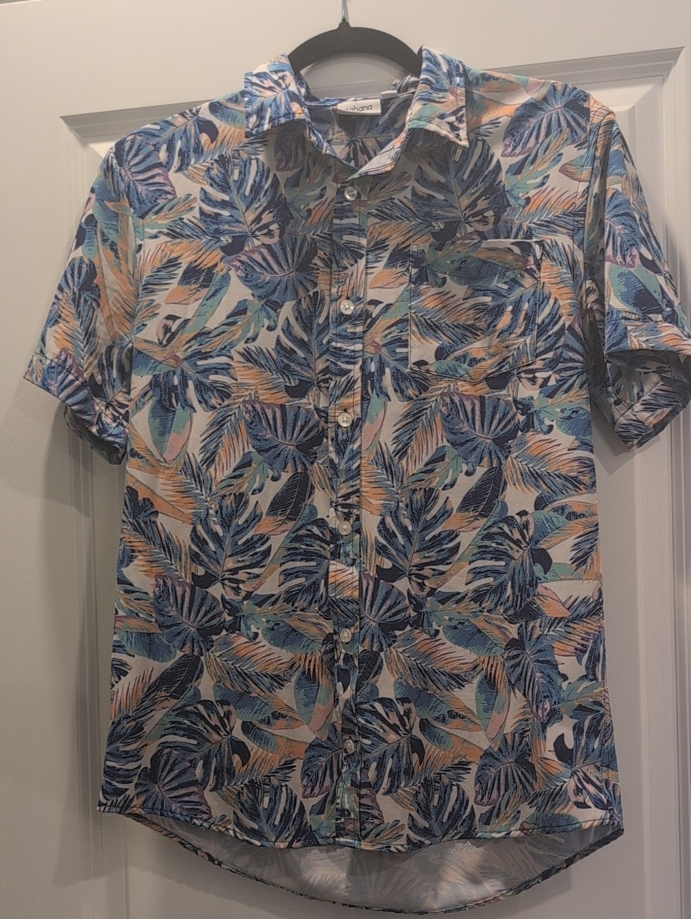 Crown & Ivy Short-Sleeve Button-Down Tropical Print Shirt